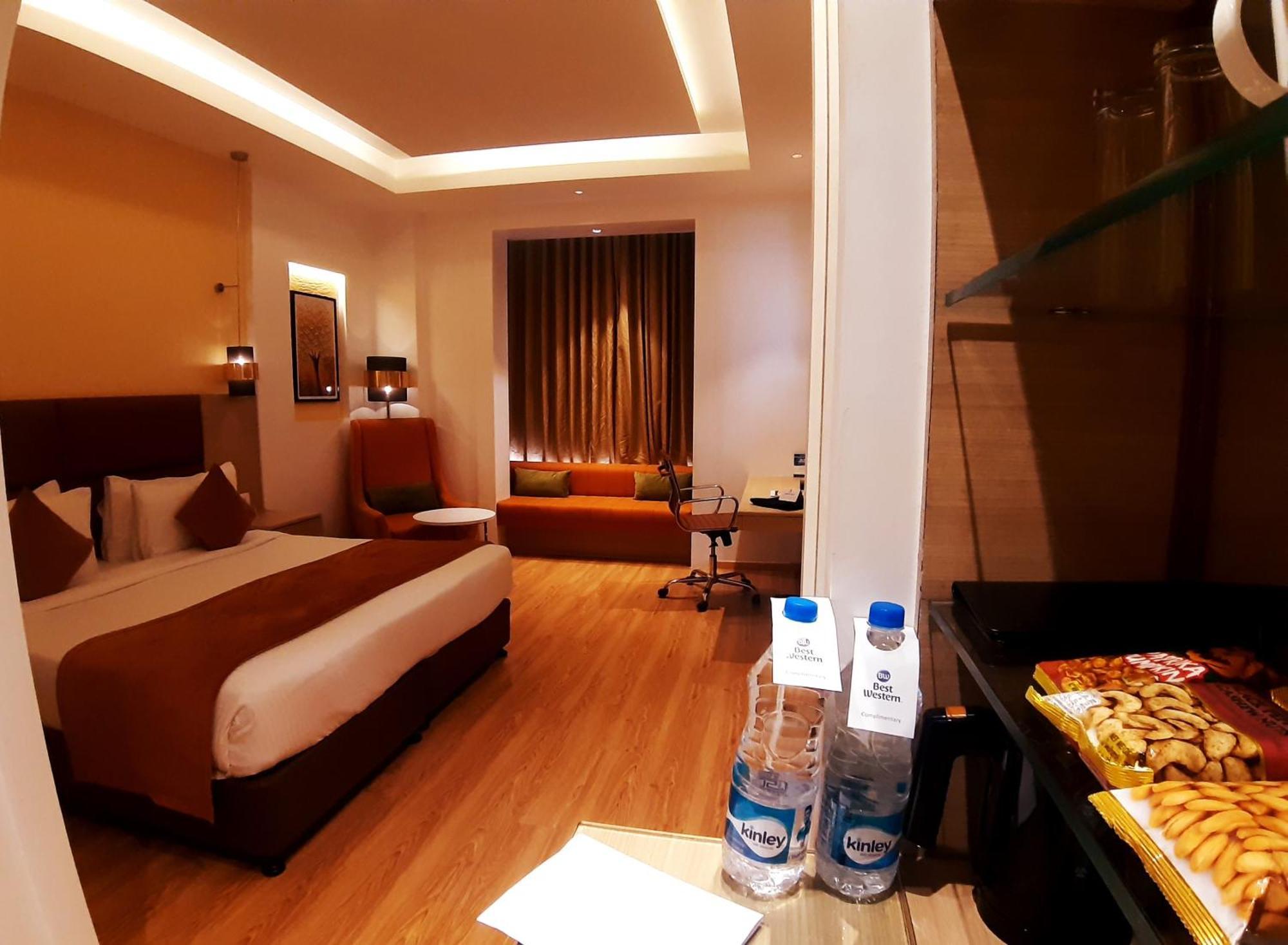 Best Western Vrindāvan Exterior foto